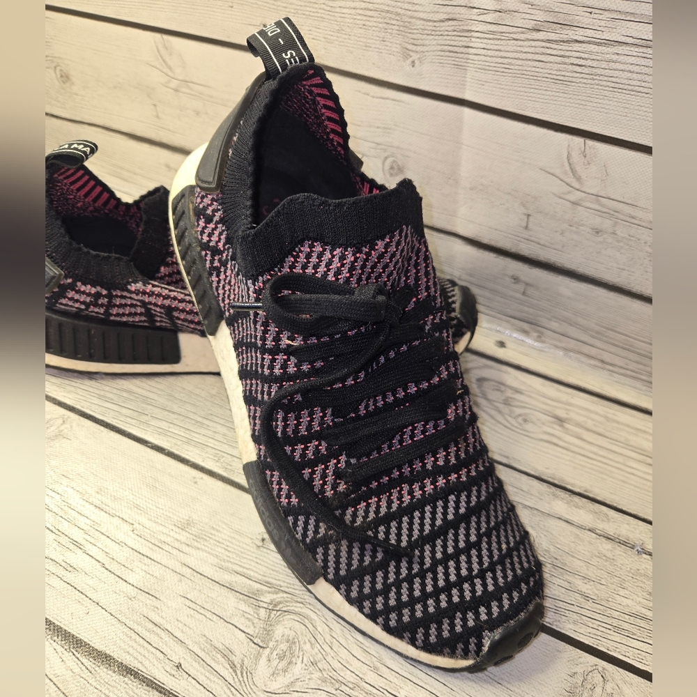 Adidas NMD_R1 STLT Primeknit Solar Pink Black Men’s 10.5 Boost Sneakers